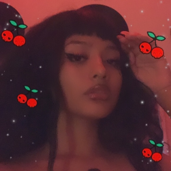 Meet your Posher, Persephones - Picture 2 of 2